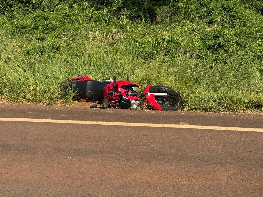 Motociclista fica ferido após colisão traseira entre Nova Andradina e Taquarussu