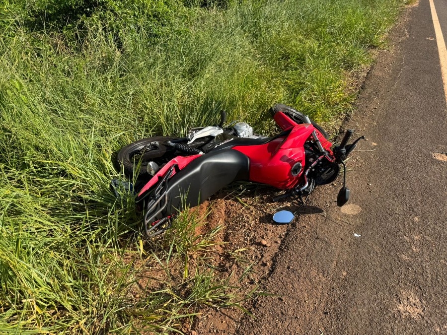 Motociclista fica ferido após colisão traseira entre Nova Andradina e Taquarussu