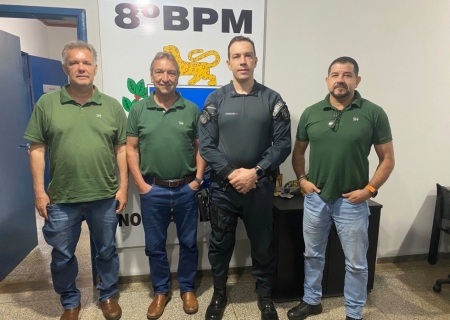 Representantes da Energética Santa Helena visitam comando do 8º BPM em Nova Andradina