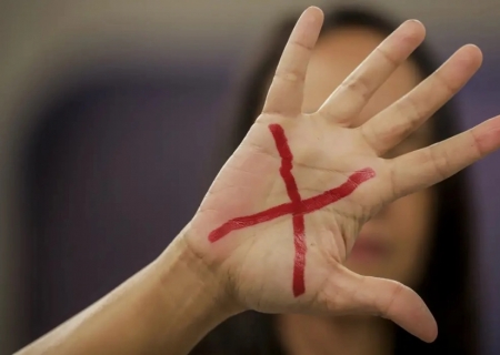 Feminicídios crescem e evidenciam falhas na proteção às mulheres