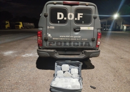 Homem é preso pelo DOF com 8 kg de skunk em Miranda