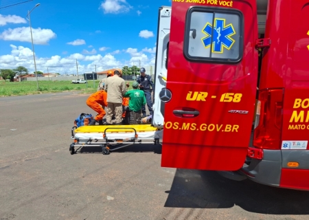 Acidente entre moto e carro deixa homem ferido em Nova Andradina