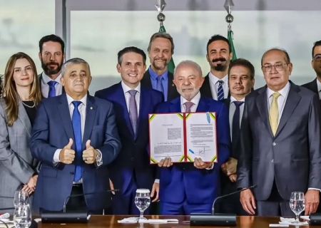Lula sanciona Lei Antifacção e defende prisão de magnatas do crime