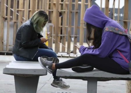 ECA Digital entra em vigor e reforça proteção de crianças e adolescentes na internet
