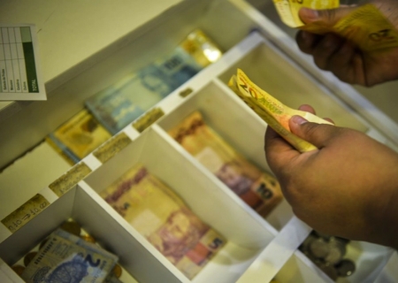 Bancos farão aporte extra de R$ 32,5 bilhões no FGC até dia 25