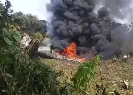 Número de mortos em acidente aéreo na Colômbia chega a 66 e levanta debate sobre segurança militar