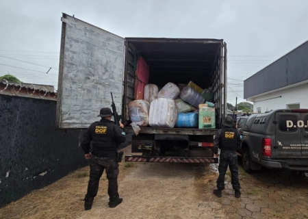 DOF apreende caminhão com contrabando avaliado em R$ 2,1 milhões em Santa Rita do Pardo