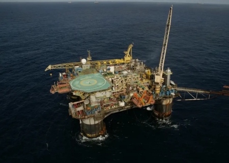 Instabilidade geopolítica acelera busca por independência do petróleo