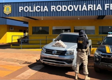 PRF encontra 16 kg de cocaína em pneu estepe de caminhonete em Dourados