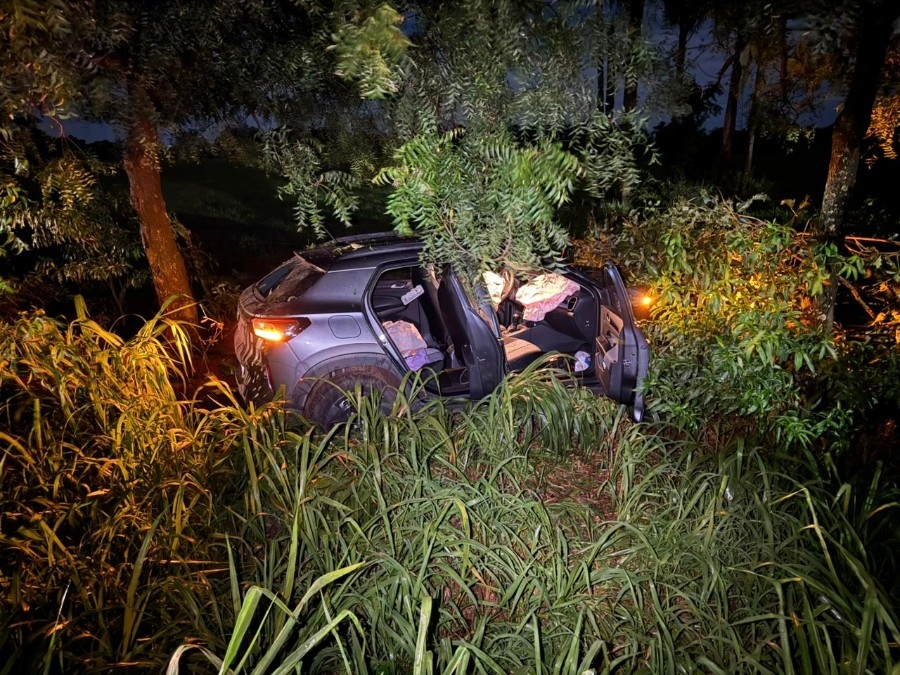 Carro que saiu de Nova Andradina se envolve em acidente fatal na BR-376, em Ivinhema