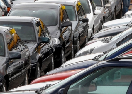 Financiamento de veículos cresce 12,8% no trimestre