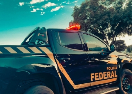 Foragido da Justiça é entregue por autoridades bolivianas à PF em Corumbá