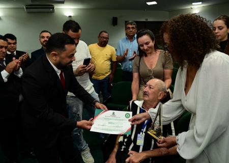 Homenagem a Edson José da Silva reúne emoção, memórias e reconhecimento