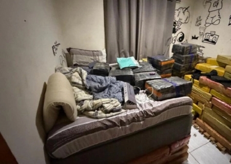 Polícia Civil apreende quase 3 toneladas de maconha em casa usada pelo tráfico em Mundo Novo