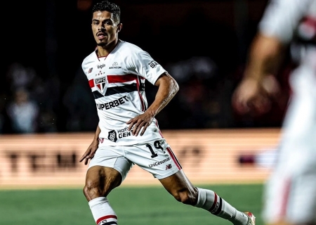 São Paulo perde pênalti no final, vence Juventude por 1 a 0 e ouve vaias