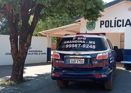 Casal é conduzido à delegacia após ocorrência de violência doméstica em Amandina