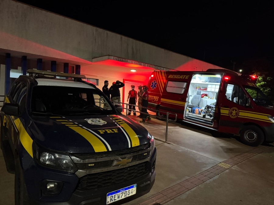 Caminhonete sai da pista e cai em ribanceira na BR-376 em Nova Andradina