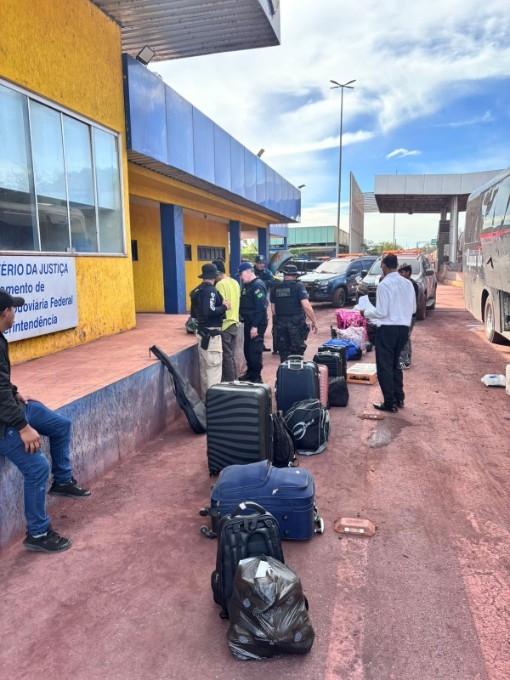 'Operação Escudo Aéreo' apreende cocaína e mercadorias irregulares na fronteira