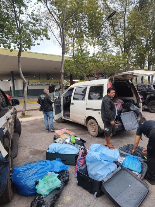'Operação Escudo Aéreo' apreende cocaína e mercadorias irregulares na fronteira