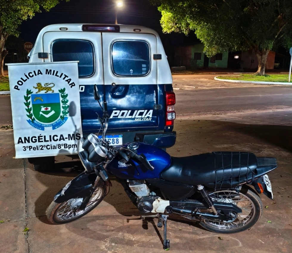 PM conduz jovens à delegacia por adulteração em placa de moto em Angélica