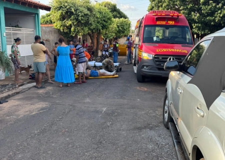 Motociclista fica ferida após porta de carro ser aberta em Nova Andradina