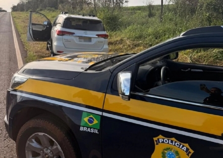 PRF recupera Toyota SW4 com registro de furto após perseguição na BR-163