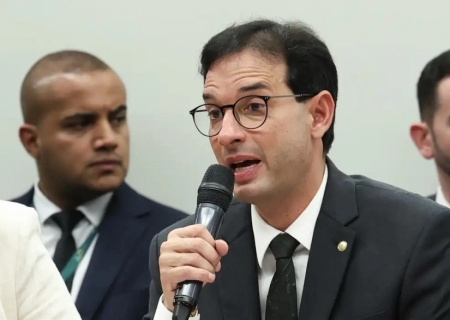 Relator do fim da escala 6x1 propõe que um dia de folga seja no domingo