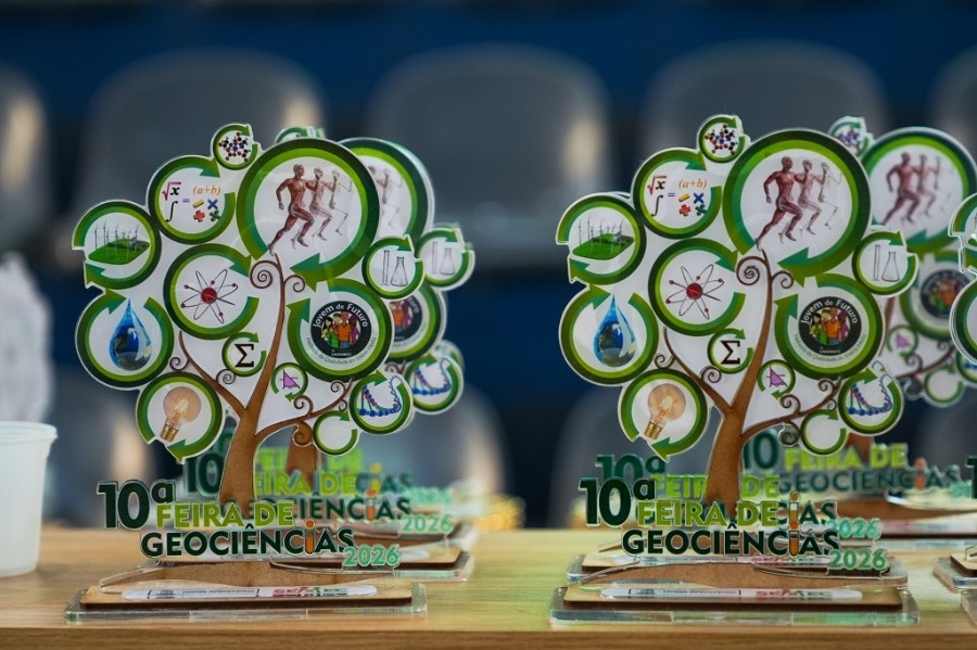 Premiação da Feira de Geociências evidencia investimento de Nova Andradina em educação científica