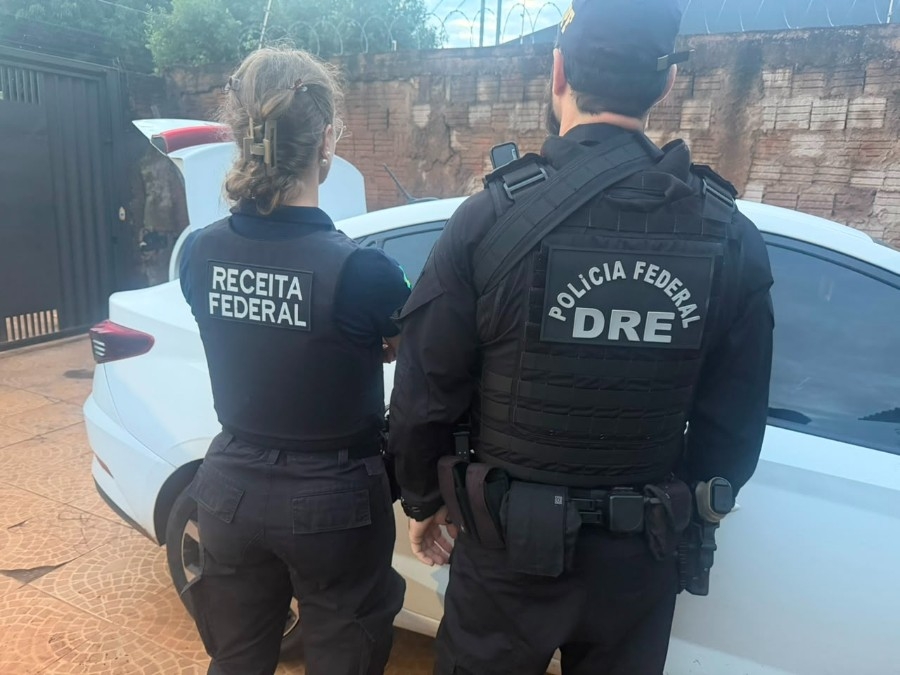 PF deflagra operação contra contrabando de cigarros em MS