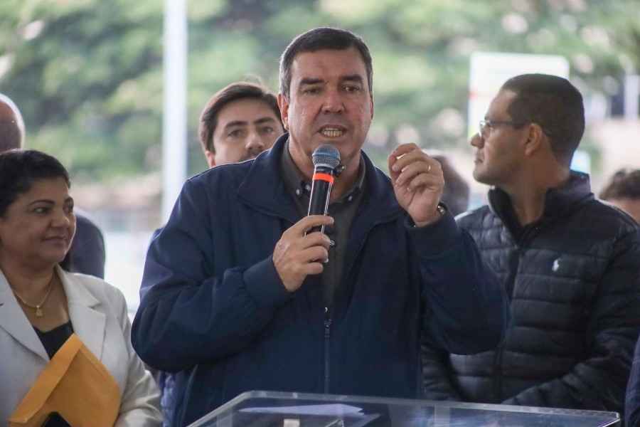 Riedel anuncia obras de infraestrutura, saneamento e reforço na saúde durante agenda em Naviraí