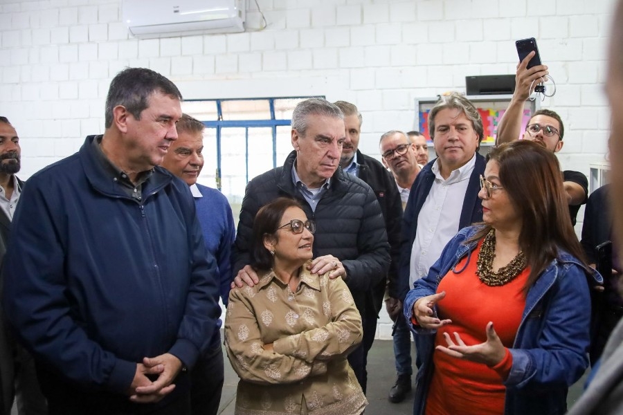Riedel anuncia obras de infraestrutura, saneamento e reforço na saúde durante agenda em Naviraí