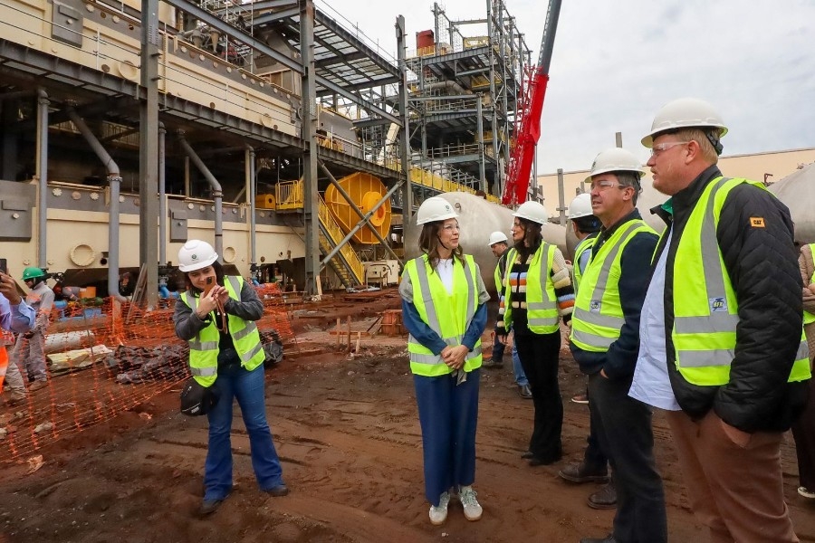 Riedel anuncia obras de infraestrutura, saneamento e reforço na saúde durante agenda em Naviraí