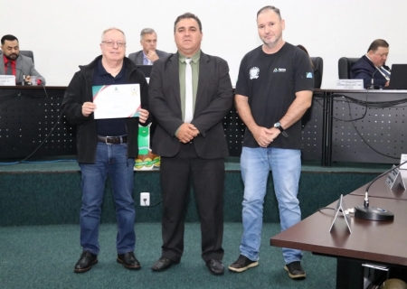 Deildo propõe homenagem à AGRAER por apoio ao produtor rural