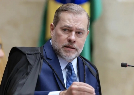 Toffoli vota para conceder 60 dias para big techs implementarem regras