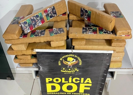 Passageira de carro de aplicativo é presa pelo DOF com malas recheadas de maconha