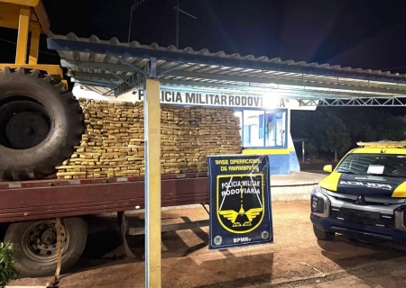 Carga milionária de maconha é apreendida em trator na MS-156