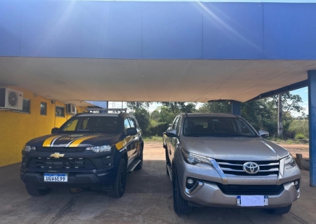Hilux furtada em São Paulo é recuperada pela PRF em Água Clara