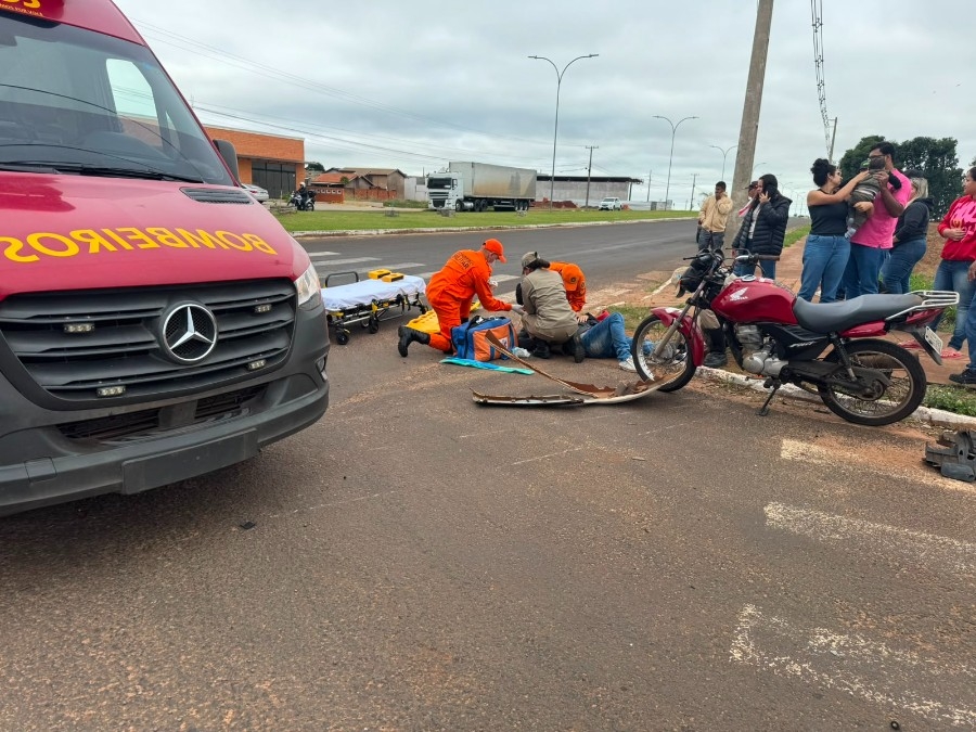 Motociclista fica ferido em colisão no Jardim Universitário