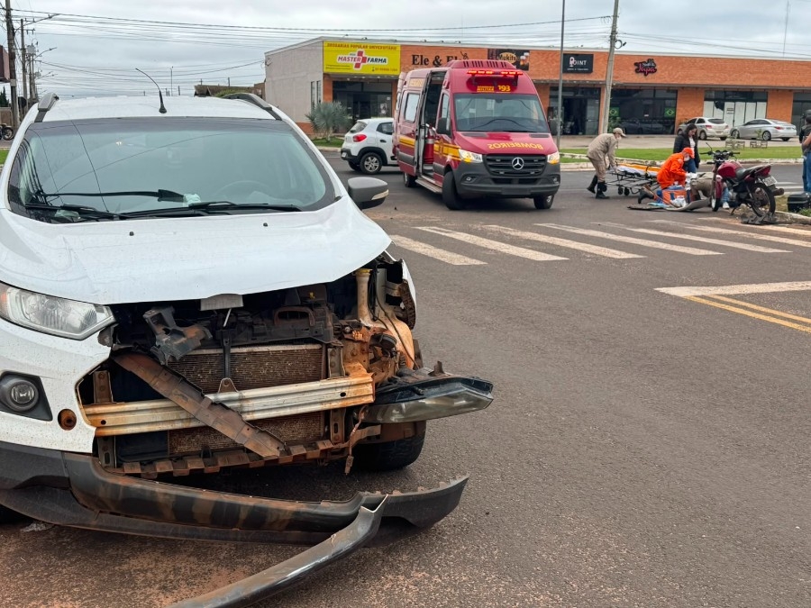 Motociclista fica ferido em colisão no Jardim Universitário