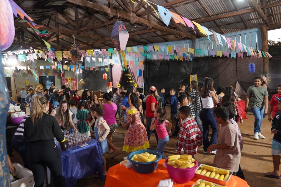 Arraiá do NAEEM promove inclusão e alegria para mais de 100 crianças em Batayporã