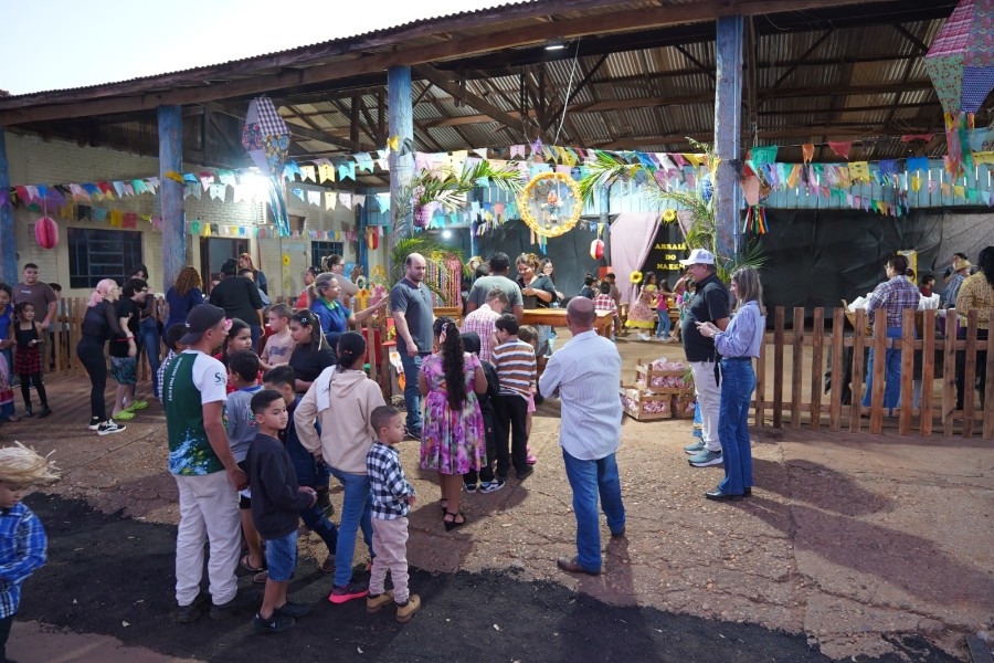 Arraiá do NAEEM promove inclusão e alegria para mais de 100 crianças em Batayporã
