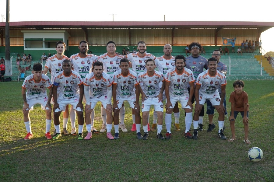 Campeonatos Municipais de Futebol Society consagram campeões das categorias Veteranos 40+ e Livre em Batayporã