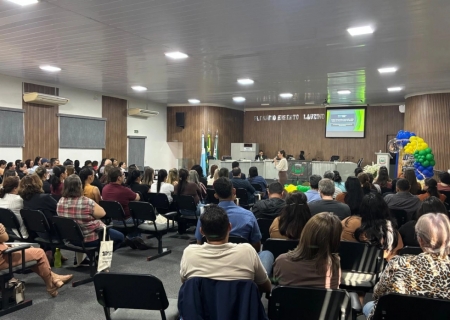 Plenário lotado marca a 10ª Conferência Municipal de Saúde de Batayporã