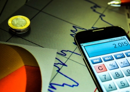 Mercado financeiro reduz projeção da inflação para 5,30%