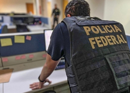 Polícia Federal prende homem em flagrante por armazenar material de abuso sexual infantil em Campo Grande