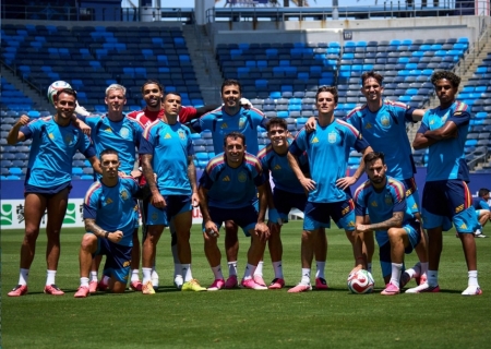 Espanha e Bélgica duelam por vaga na semifinal da Copa