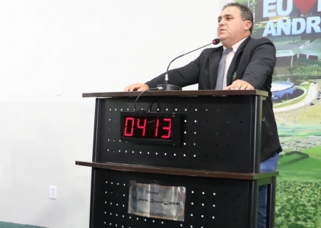 Vereador cobra explicações sobre denúncias de atendimento na Agência do Trabalho de Nova Andradina