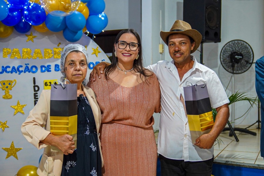 Prefeitura de Batayporã celebra avanço no Ideb e anuncia bonificação de R$ 500 para professores