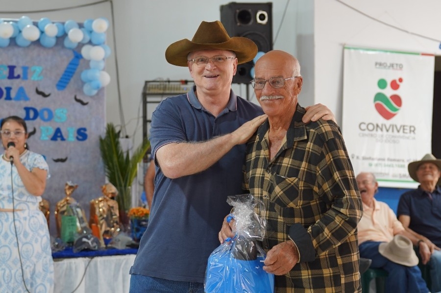 Conviver celebra Dia dos Pais com tarde de homenagens, alegria e confraternização