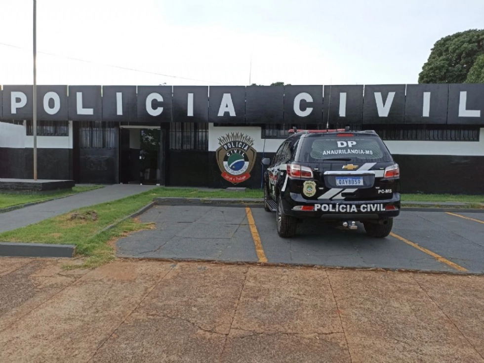 Em Anaurilândia, dona procura polícia após encontrar cães desaparecidos em fazenda e não conseguir reaver um dos animais